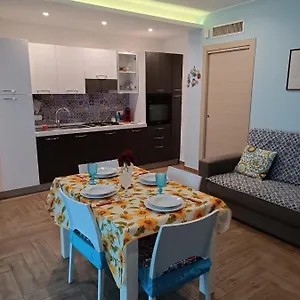 Casa Azzurra Giardini Naxos